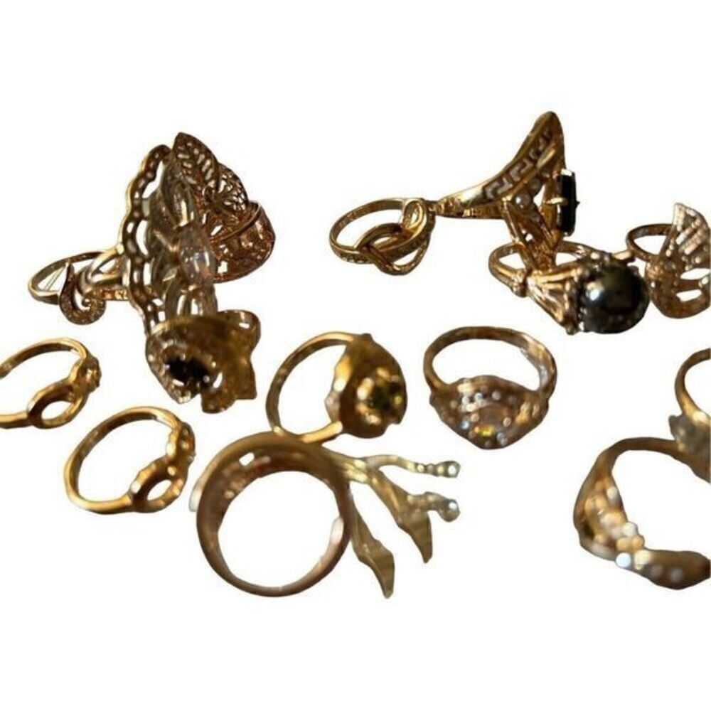 Jewelry - Picture 3 of 12